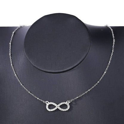 Featured and top-selling silver and gold accessories for men and women in Netherlands and Europe, including necklaces, bracelets, earrings, rings, and anklets