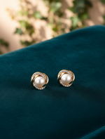 Pearlescent Delight Earrings