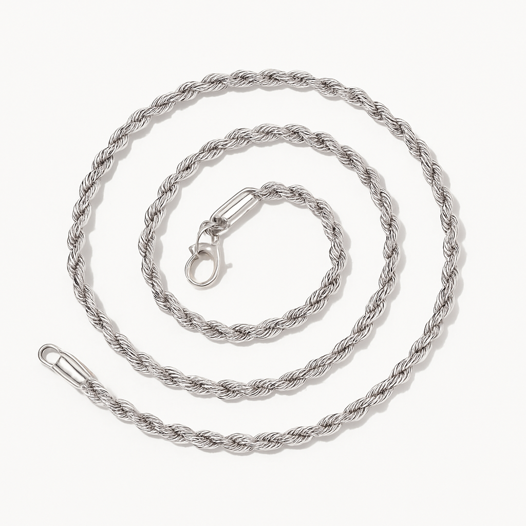Twist of Style Necklace Silver